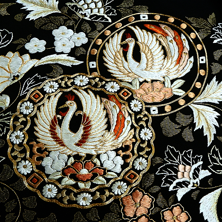 刺繍 黒留袖【鳳凰】仕立て込み 刺繍 黒留袖【鳳凰】 [201114-kt-5 