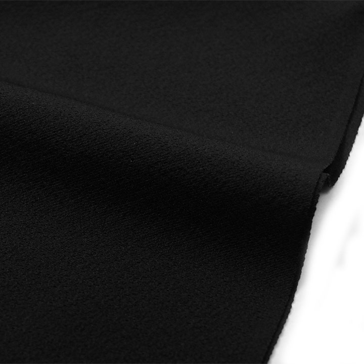 京都の一流染匠　正絹特選黒留袖【横段に松】仕立て込み - ウインドウを閉じる
